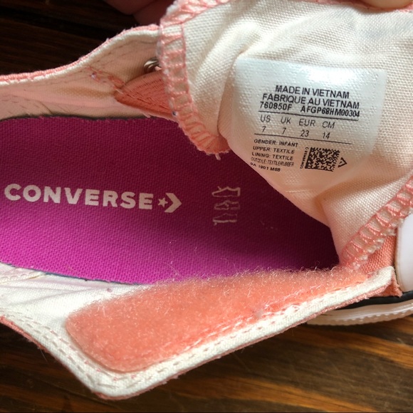 SOLD Toddler Converse, Size 7 - Picture 5 of 7